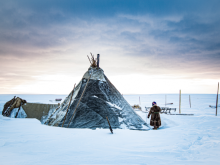 Traditional nenets home in a snowy landscape © Christophe Blitz